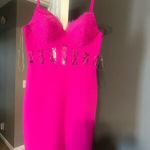 Elegant Pink Lace Chemise